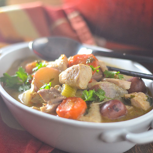 Pollo e stufato di verdure senza glutine di 