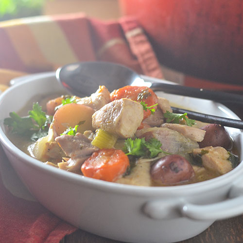Pollo e stufato di verdure senza glutine di 