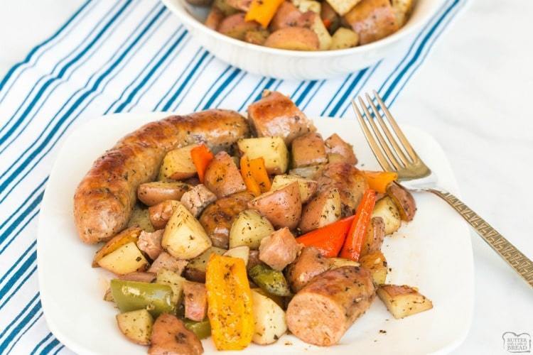 salsicce e peperoni e patate