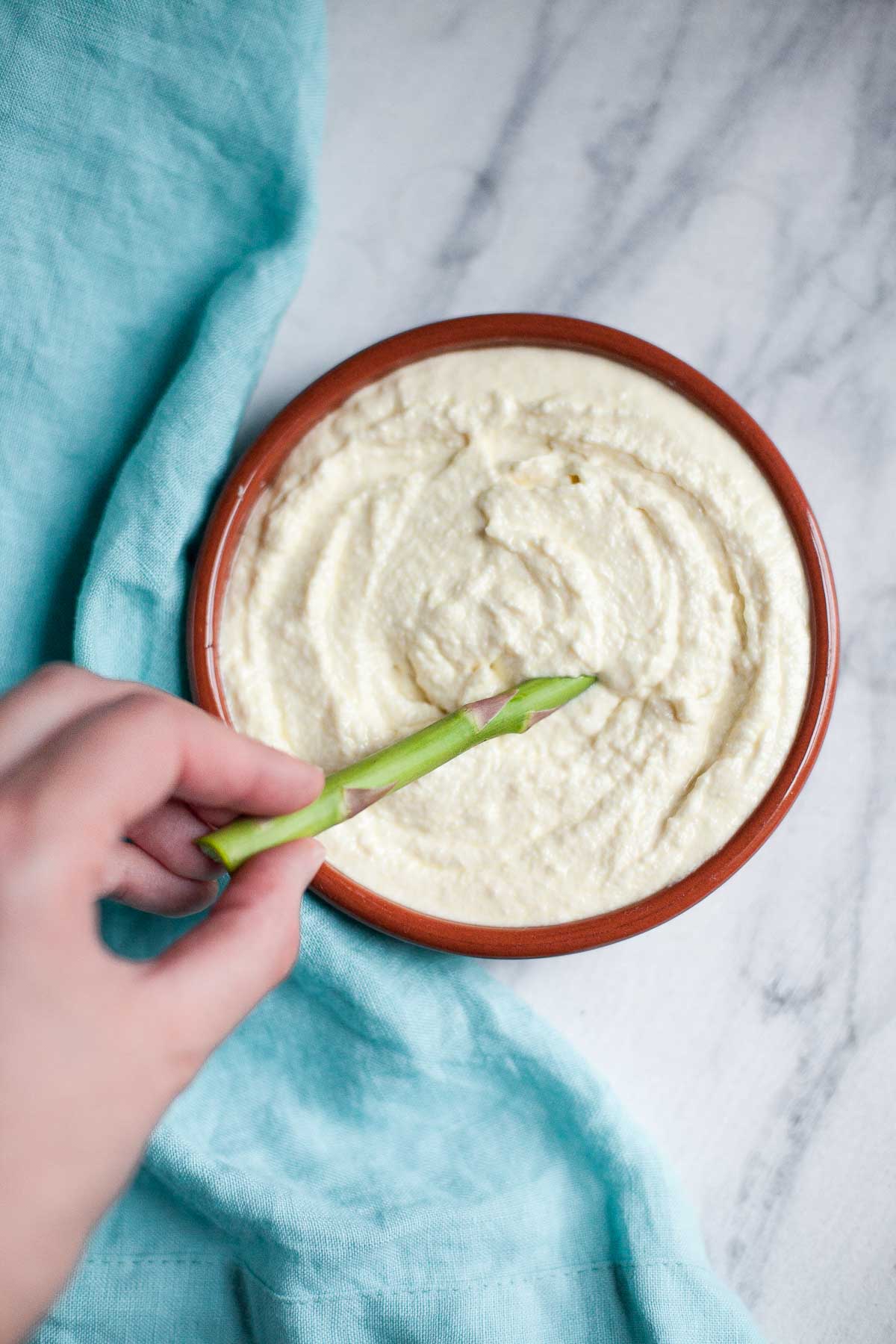 Feta cremoso di frappè a base di Nikos | Ottieni più ricette di formaggio feta ed entra per vincere un viaggio alle Hawaii qui: https://ooh.li/1cd7e02 #sp