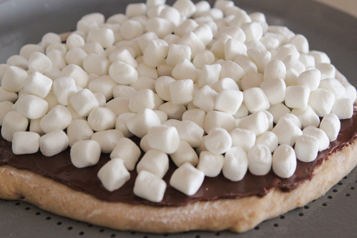 Nutella S'mores Dessert Pizza-19
