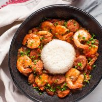 Gumbo gamberetti e salsiccia (pentola istantanea o no)