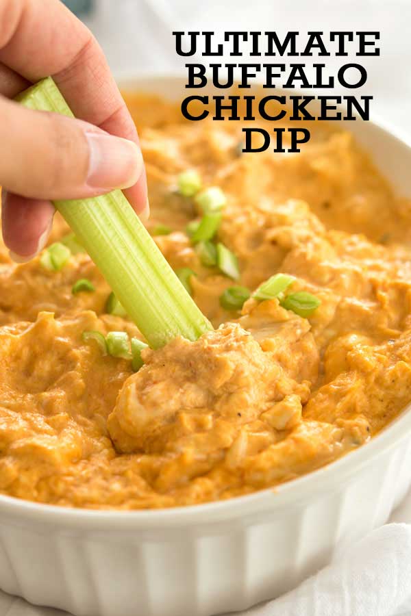 Ricetta semplice su come preparare un condimento per pollo al bufalo: il miglior aperitivo per tutte le feste! Prodotto in vaso di terracotta o cotto in forno. #appetizer #superbowl