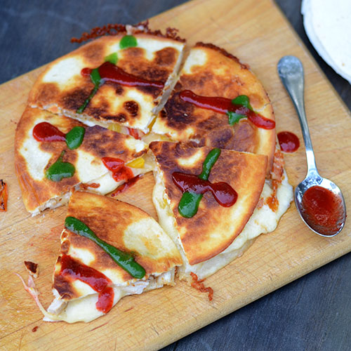 Yucateco, Quesadillas, Peperoni, Pollo, Messicani, Salse, Habanero.