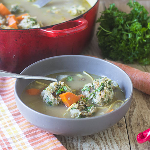 Zuppa di lenticchie irachena con polpette 