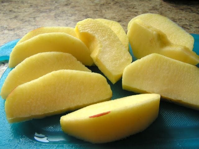 Bolas de masa hervida de manzana del país de Crescent Rolls: 