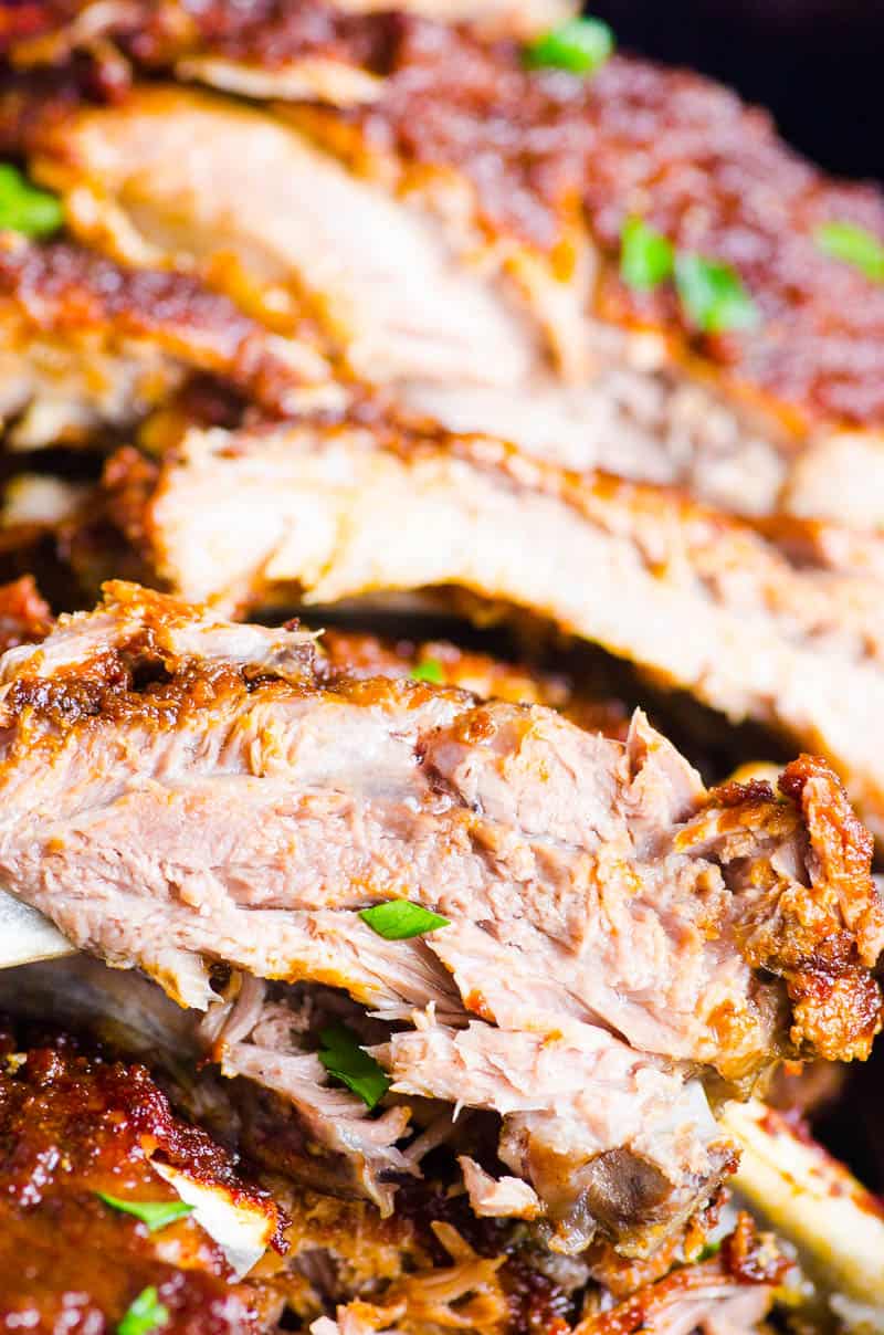 Costole istantanee con salsa barbecue fatta in casa e sana