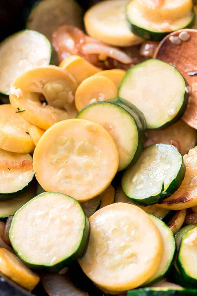 Piatto di zucchine