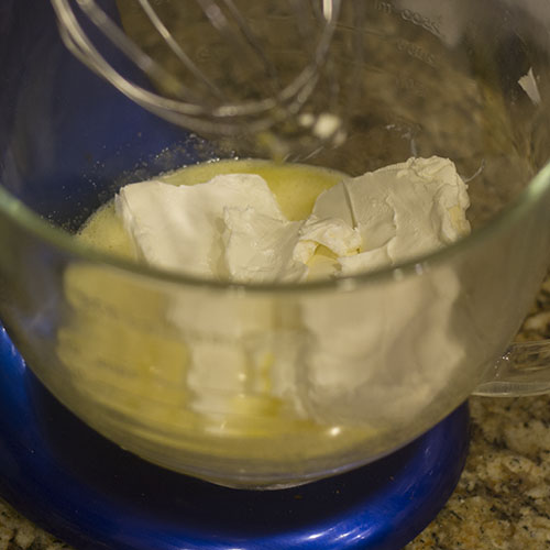 Uova e crema di formaggio