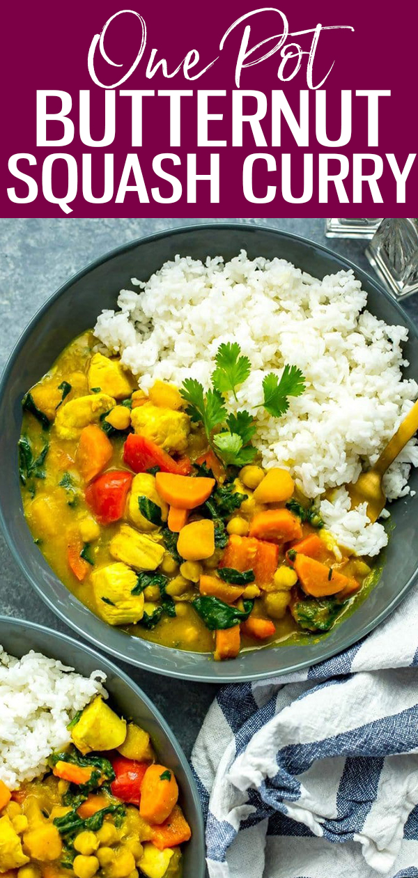 Questo curry di pollo alla zucca butternut con latte di cocco e ceci è un commovente pasto autunnale ricco di proteine preparato in meno di 40 minuti. # butternutsquash # chicken #curry
