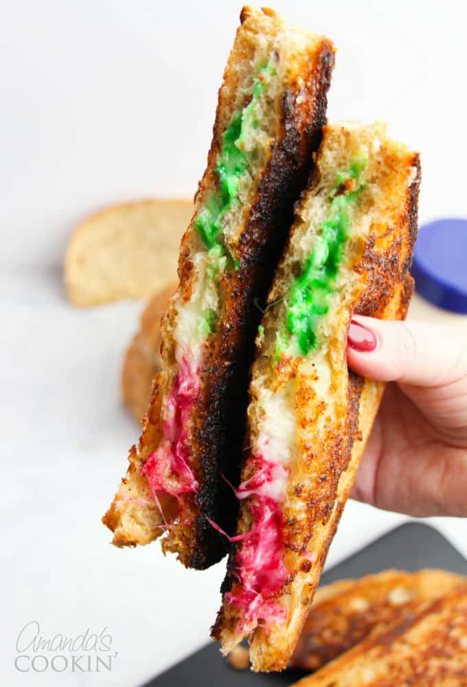 Ooey appiccicoso formaggio grigliato festivo per le vacanze!