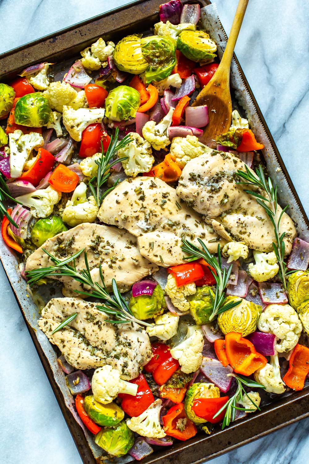 Pollo al rosmarino con pane a foglia