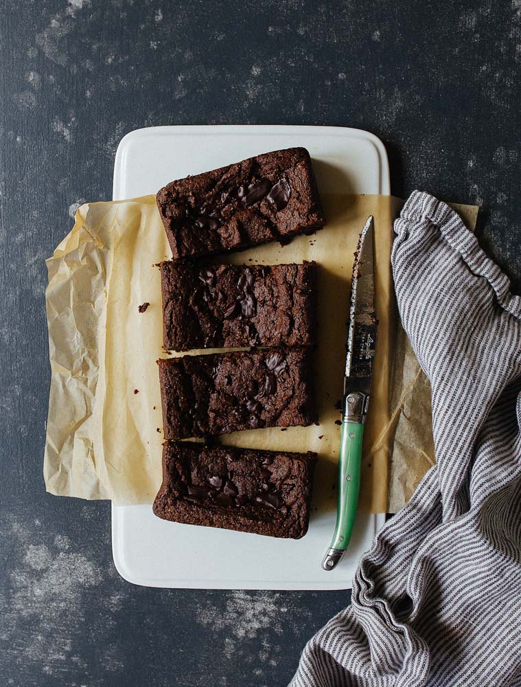Brownies vegani senza glutine per due, brownies piccoli lotti per due.