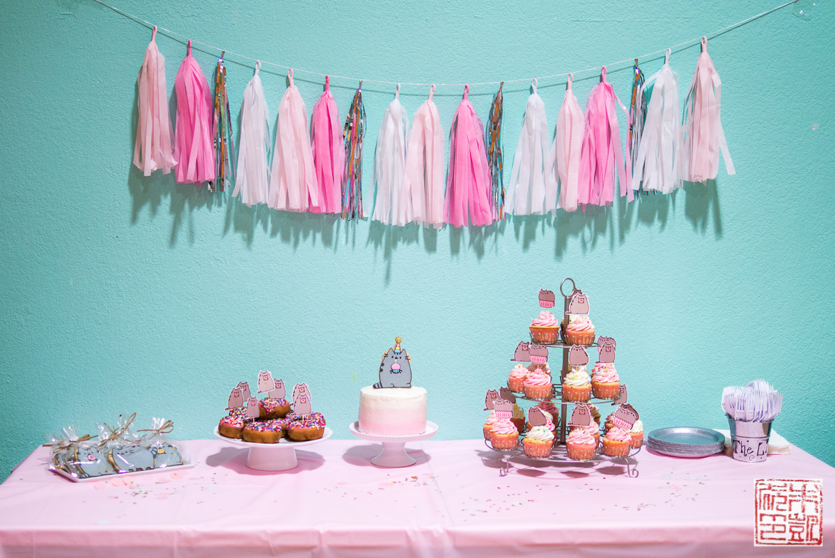 pusheen-party-dessert-table