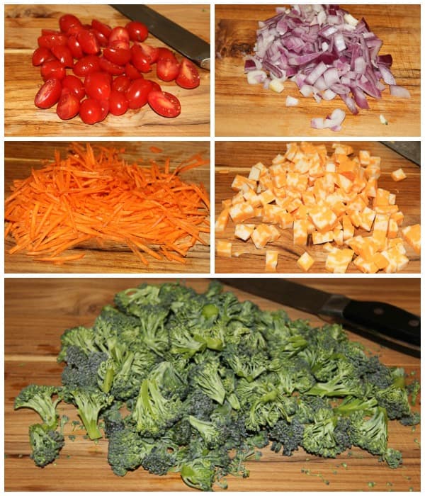 Insalata di broccoli semplice con formaggio, carote, pomodoro e cipolla. Un'ottima ricetta di insalata per pranzo, cena e ritrovi. Insalata di broccoli con formaggio, pomodoro, cipolla e carote mescolata con una ricetta di condimento fatta in casa!