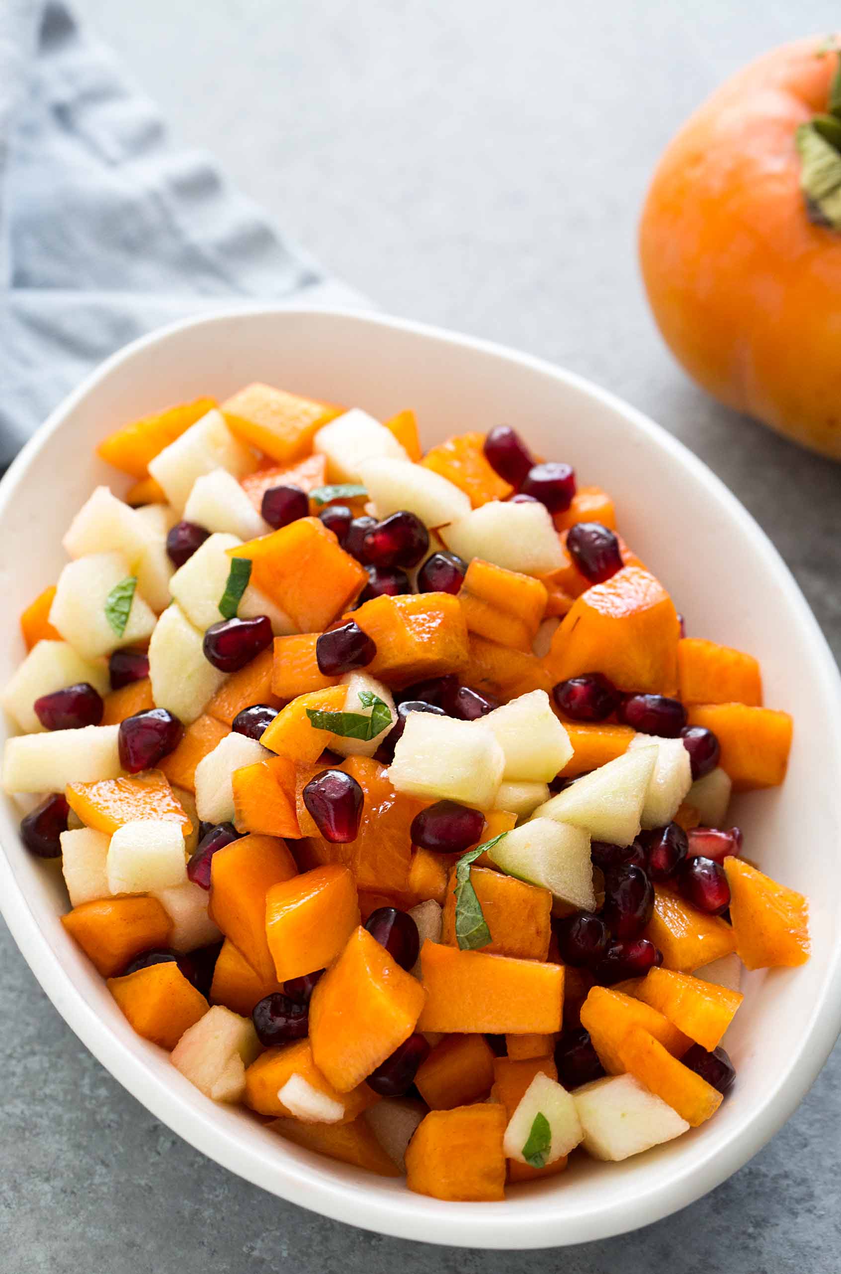 Insalata di cachi e melograno