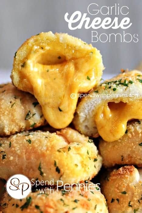 Bombe al formaggio e all'aglio! Questi fantastici pacchetti sono più che sorprendenti!