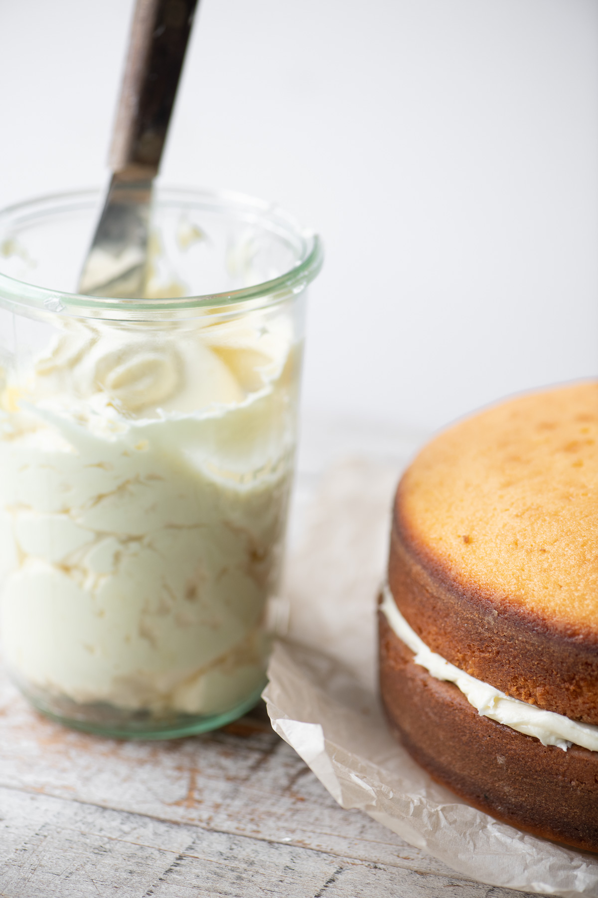 Glassa alla vaniglia per una torta alla crema