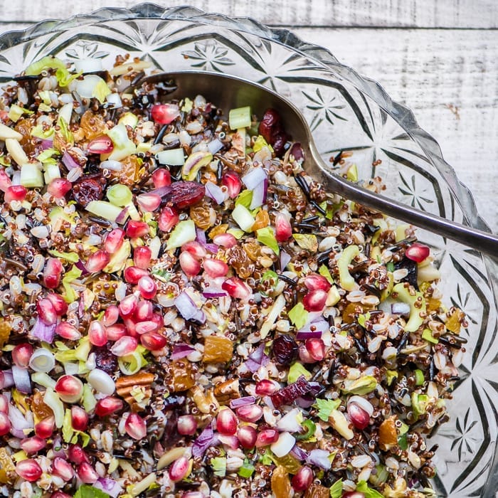 ¡5 ensaladas de grano fáciles que alimentarán tu alma!