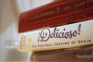 7 deben tener libros de cocina españoles
