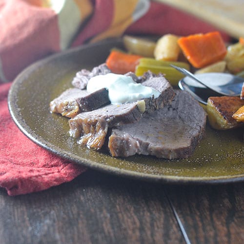 Cocido a fuego lento Estofado En el interior Redondo Asado #beef #localcooking #braising #glutenfree