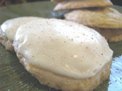 Biscotti allo zabaione con noce moscata fresca