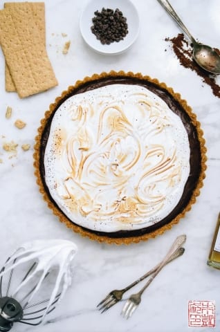Tarta de budín de chocolate y whisky S & # 8217; mores