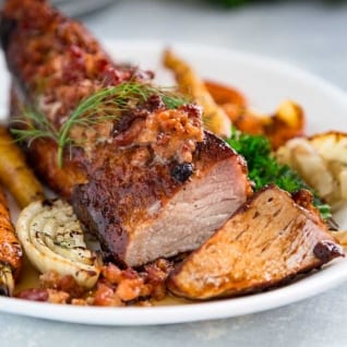 Filete De Lomo De Cerdo Asado Con Manzanas Y Hinojo