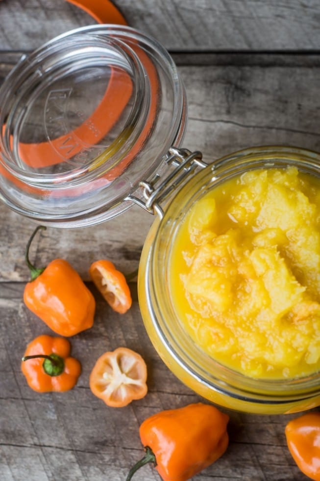 Mermelada de habanero de pi&ntilde;a --- &iexcl;el queso y las galletas nunca volver&aacute;n a ser lo mismo!