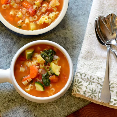 Sopa minestrone - alimenta tu alma también
