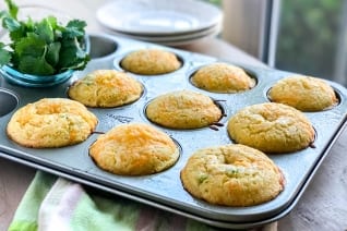 Muffins De Maíz De Jalapeño Con Bacon Y Chedda