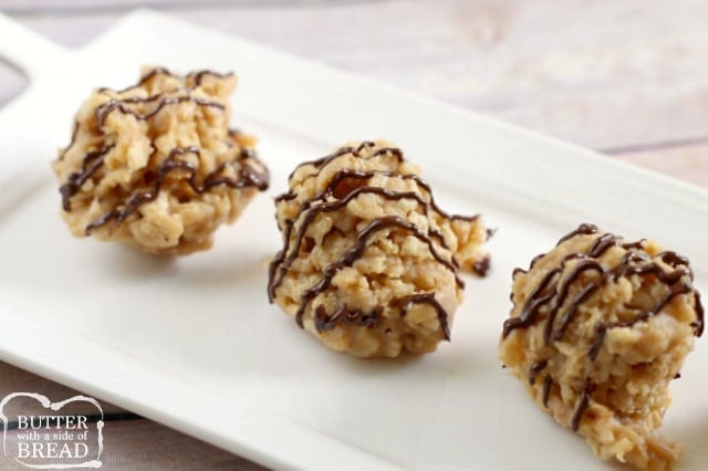 &iexcl;Las galletas de mantequilla de man&iacute; sin hornear son crujientes, dulces y llenas de sabor y solo tardan unos minutos en comenzar a terminar!