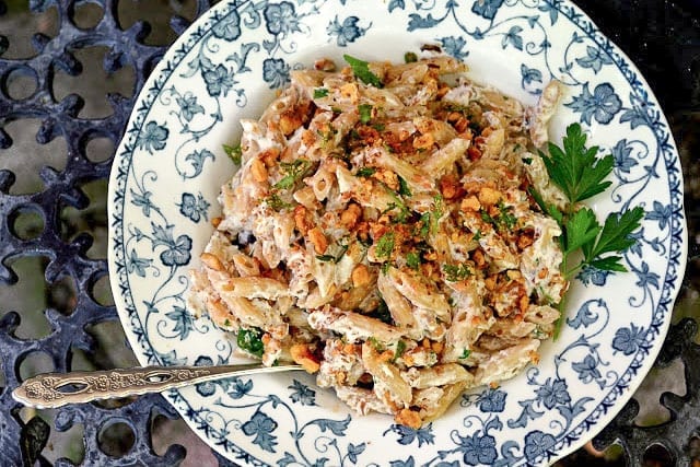 Pasta Con Salsa Di Noce