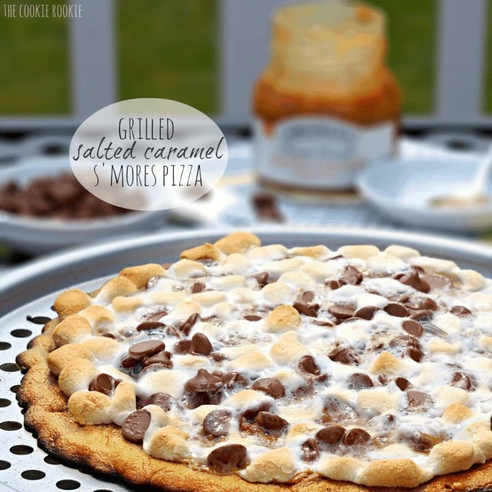 Pizza S’more a la parrilla con costra de Snickerdoodle