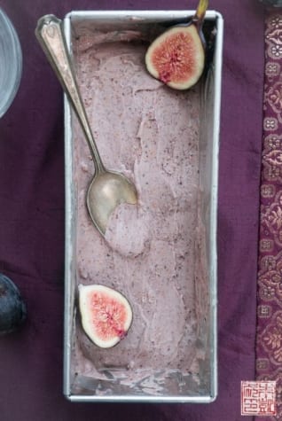 Primer mes de comer postre: Gelato de higo asado con caramelo balsámico