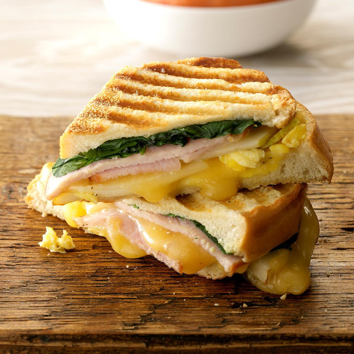 Receta de sándwiches de desayuno bistró a la parrilla