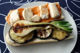 Receta: Salsa Romesco & # 038; Sandwich De Verduras Asadas