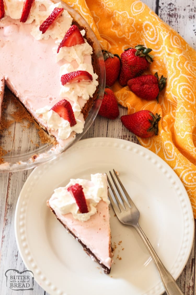 PIE DE HELADO DE FRESA
