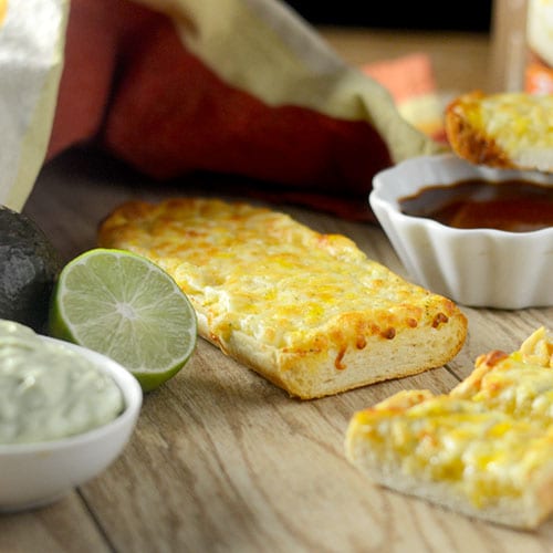 Salsa Ancho y Salsa Crema De Aguacate
