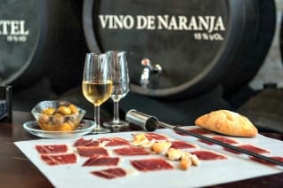 ¡Aclamaciones! Nuestros 5 mejores bares de vino en Valencia