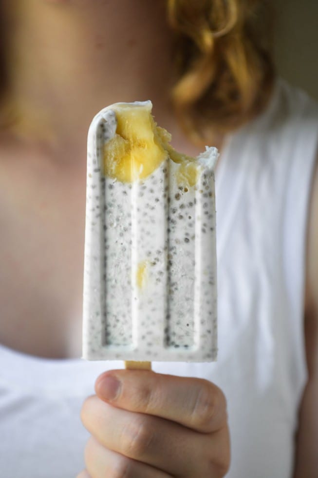 Paletas de pudín de coco de chía