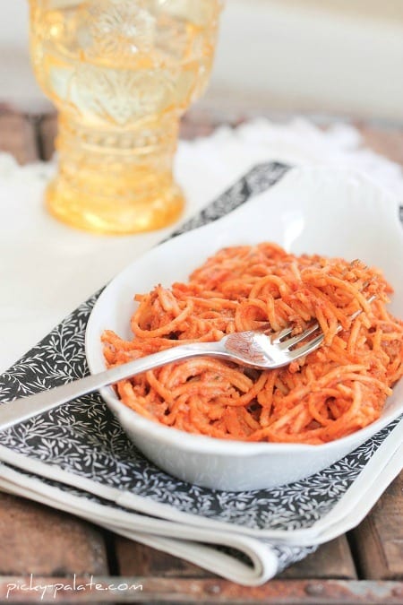 Cremoso Crock Pot Spaghetti - Paladar Elegante