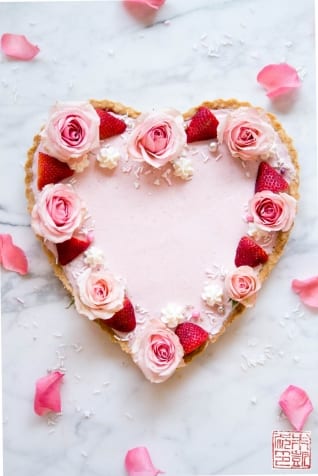 Tarta De Mousse De Fresas Asadas