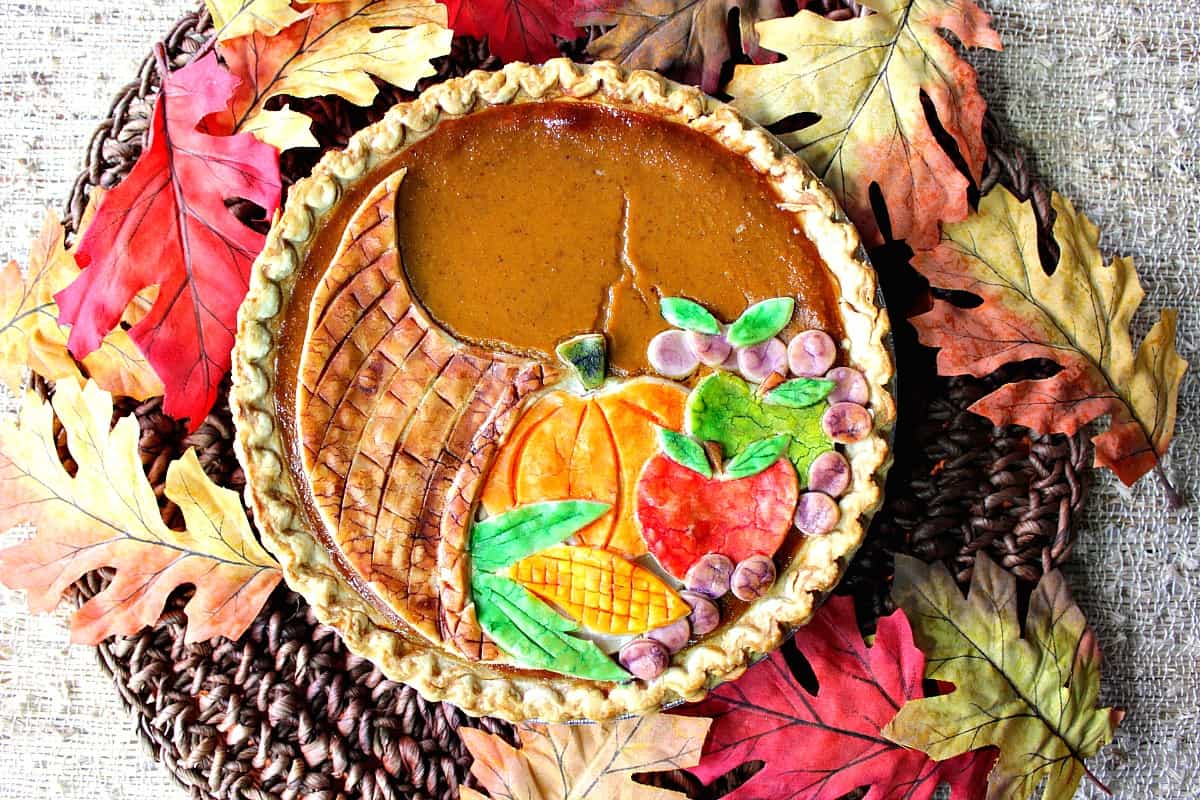 Fresive Cornucopia Crusted Pumpkin Pie For Thanksgiving