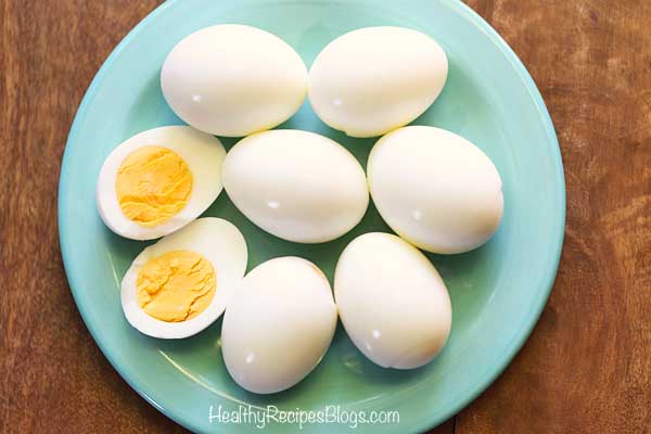 Huevos duros fáciles de pelar