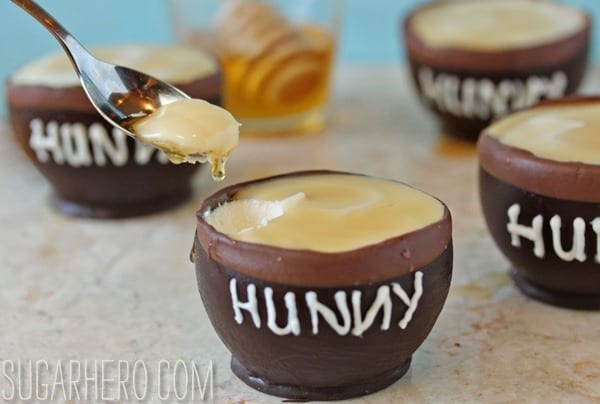 Vasi di cioccolato Hunny con mousse al miele