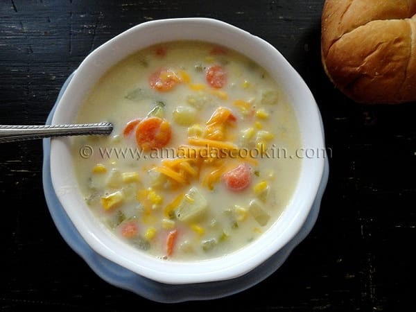 Sopa de ma&iacute;z simple