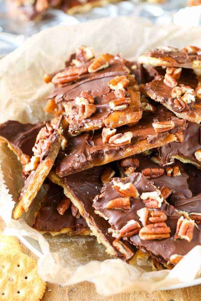 Crack natalizio alle noci pecan (Ritz Cracker Toffee)