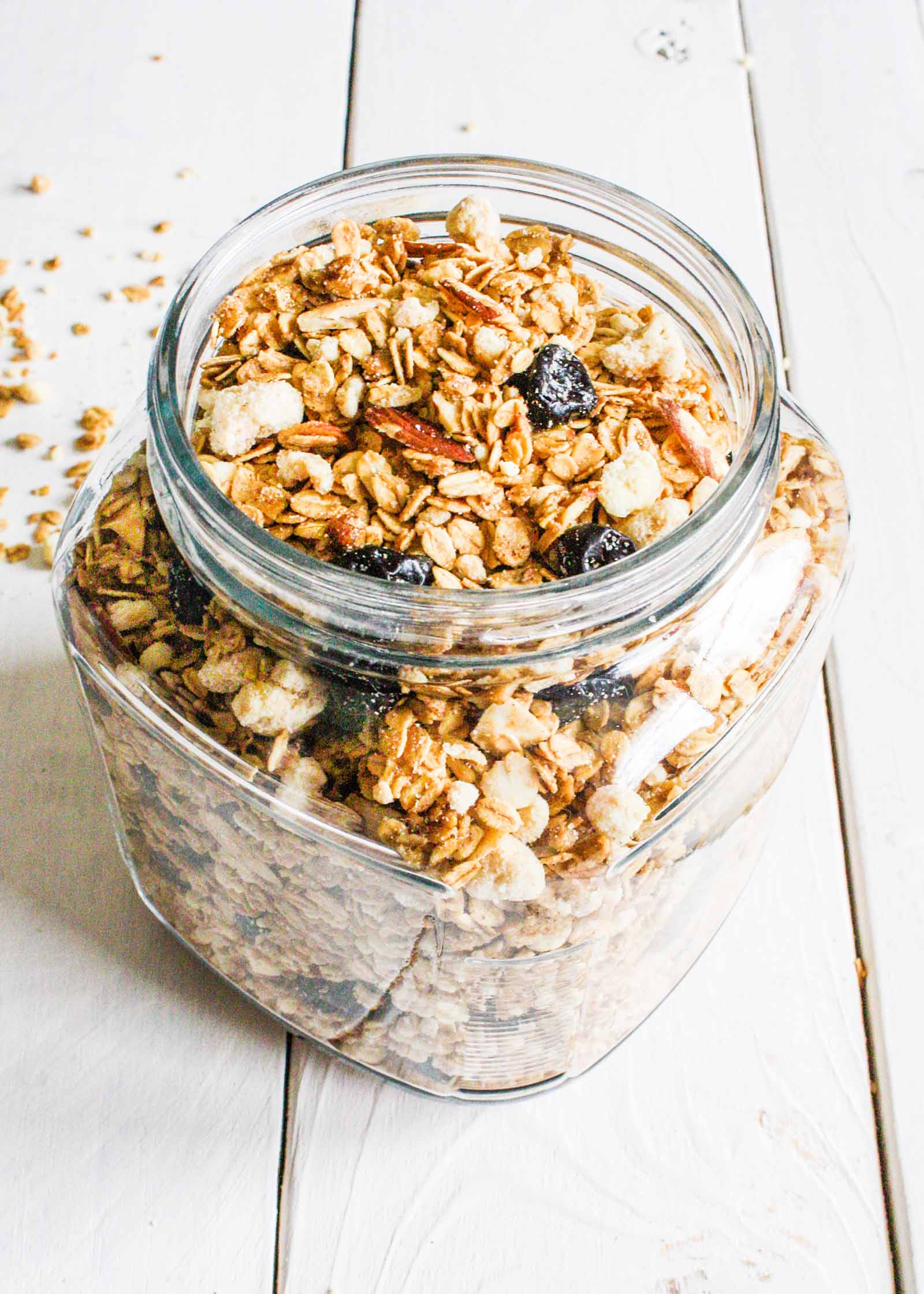 How to Make Granola with Cherries and Almonds