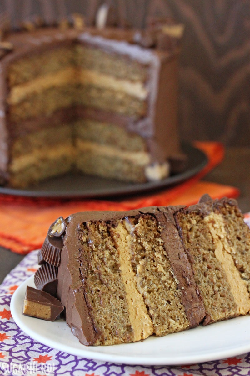 Bolo de banana e manteiga de amendoim | From SugarHero.com Bolo de banana e manteiga de amendoim | From SugarHero.com